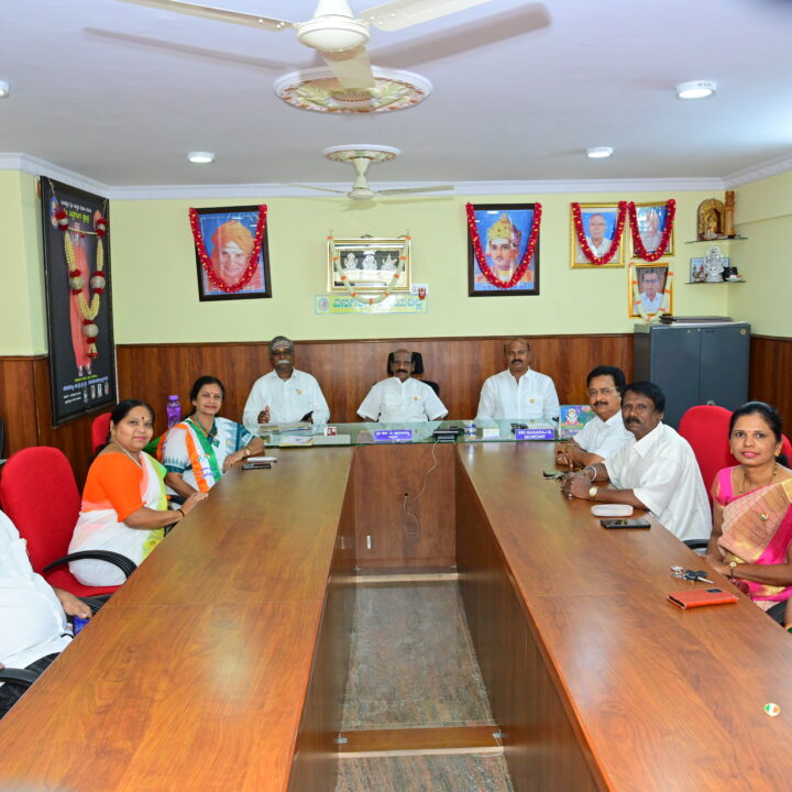 Management Photo(1)